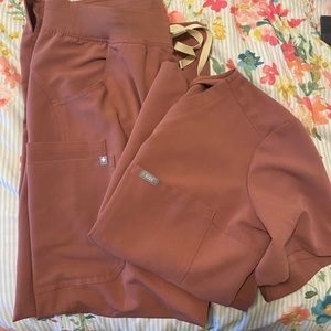 Fig scrubs Mauve NWOT